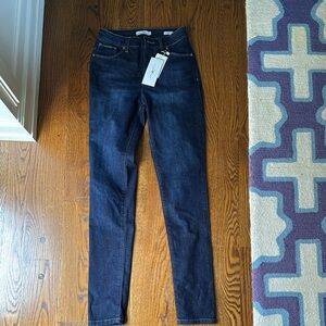 Beija Flor Women's Dark Blue Jeans (2 Jennifer skinny)